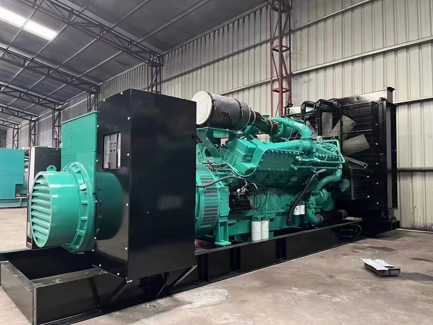 平谷如何降低 800kW 柴油发电机输出电流的波动？
