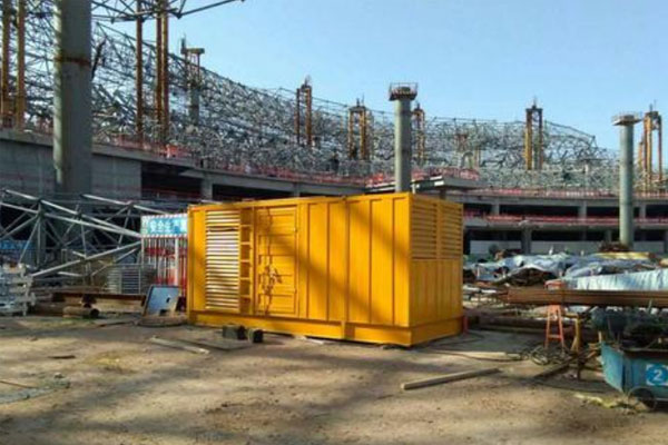 平谷发电机出租如何判断空气滤清器是否需要更换？